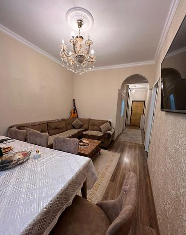 luks home: Qaraçuxur qəs., 2 otaqlı, Yeni tikili, 50 kv. m — 2