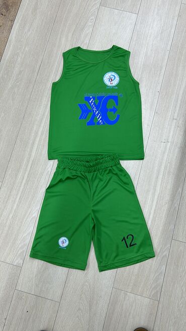 Dərzilər: Salam. Şamaxinkada yerləşən 3 Qardaşlar Textilə təcrübəli dərzilər — 6