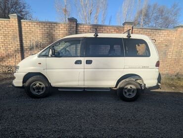 аутлендер оутлендер аиртрек айртрек: Мини-тракторы Mitsubishi Delica: 1997 г., 2.8 л, Автомат, Дизель, Внедорожник