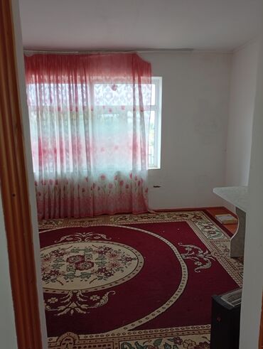 дом сары джон: Үй, 500 кв. м, 4 бөлмө, Эски ремонт