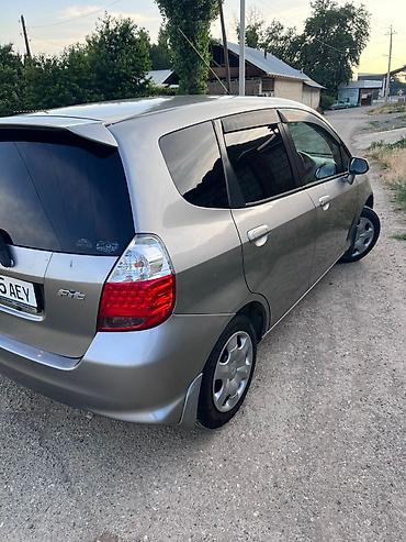 Honda: Honda Fit: 2003 г. — 4