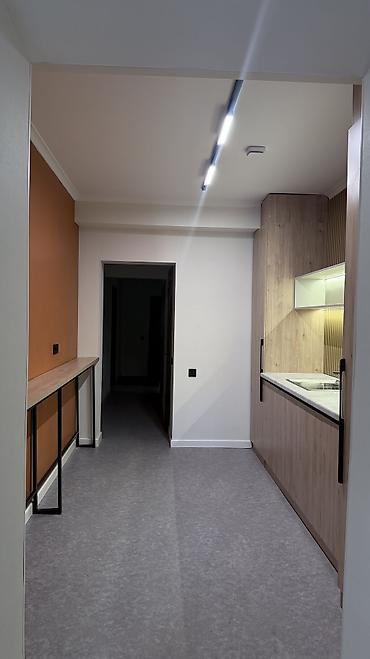Продажа коммерческой недвижимости: Продажа офисов 573 м², С ремонтом, Многоэтажное здание, 1 этаж — 9