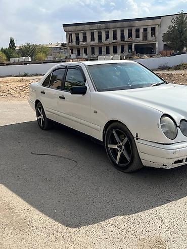 Mercedes-Benz E-Class: 1995 г., 3.2 л, Автомат, Бензин, Седан lalafo.kg да — 8 Mercedes-Benz E-Class: 1995 г., 3.2 л, Автомат, Бензин, Седан — 8