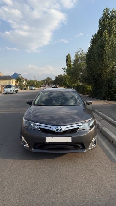продажа авто в армении: Toyota Camry: 2014 г., 2.5 л, Вариатор, Гибрид, Седан