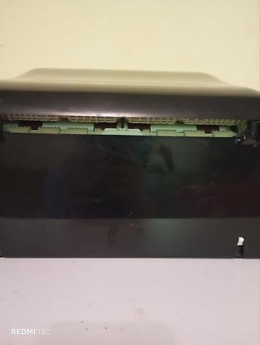 ucuz htc: Mexanik çəkərək işləyən kağız dəsmal dispenseri - Rəng: qara, parlaq — 2