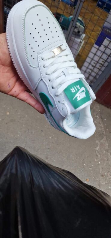 Patike: Patike na lalafo.rs — 9 Patike: Patike — 9