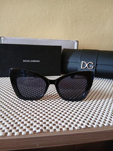 Dolce & Gabbana ženske sunčane naočare u elegantnom crnom dizajnu