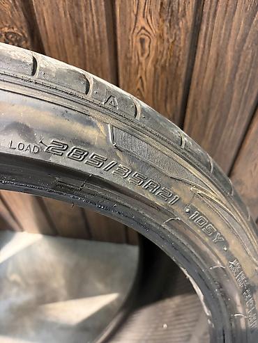 Təkərlər: İşlənmiş Şin Dunlop 285 / 35 / R 21 — 2