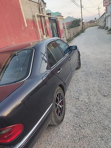 muhərrik yastığı: Mercedes-Benz E-Class (W210) sedan Mühərrik və ötürmə: - Benzin — 10