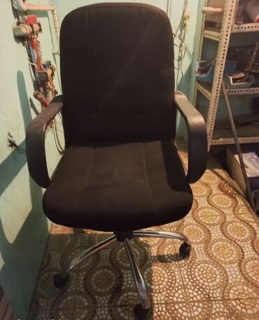 Salon, tibbi kreslolar: Saş kəsimi kreslosu