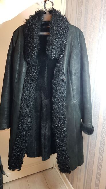 стильное черное пальто в Кыргызстан | ПАЛЬТО: Плащ S, M, цвет - Серебристый