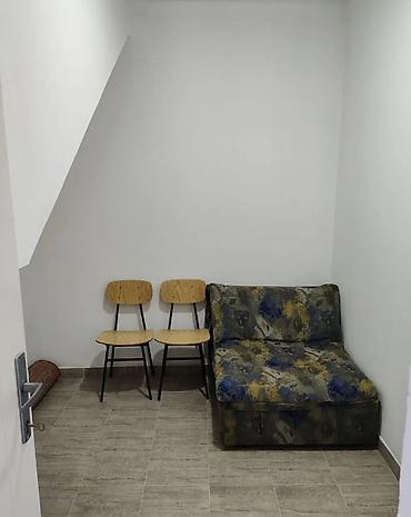 Magacini i radionice: Izdaje se prostrana i funkcionalna hala ukupne površine 420 m² ( 300 — 19