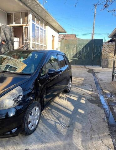 Honda: Honda Fit: 2003 г., 1.3 л, Вариатор, Бензин, Хэтчбэк