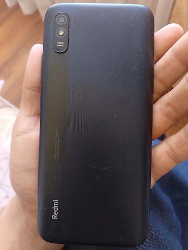 планшет huawei matepad 11: Смартфон Redmi (черный) - Камера 13 МП с LED‑вспышкой, вертикальный — 1