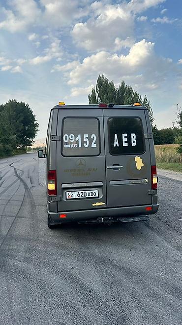 обшивки е39: Mercedes-Benz Спринтер: 2001 г., 2.7 л, Автомат, Дизель, Бус — 5