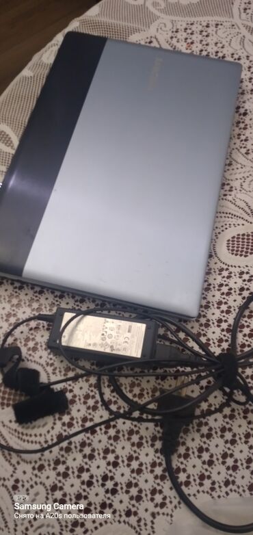 samsung notebook: İşlənmiş Samsung, 13.5 ", Intel Core i5, 512 GB, Ünvandan götürmə