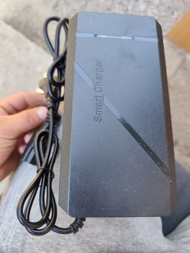 зарядка на акумулятор: Зарядное устройство Smart Charger для литий‑ионных аккумуляторов 60V
