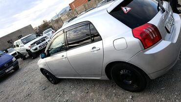 Toyota: Toyota Corolla: 2003 г., 1.5 л, Автомат, Бензин, Хэтчбэк — 2