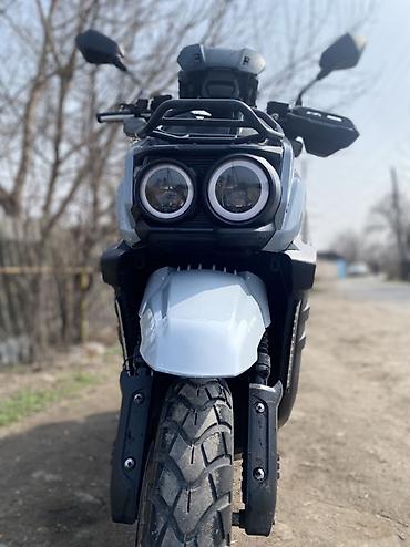 Скутеры: Скутер (кастом/ADV-стиль) - Двойная круглая передняя оптика с — 7