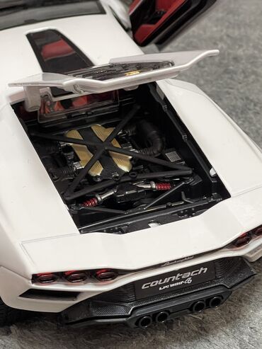 Avtomobil modelləri: Lamborghini, 2025 il, 1:24, Dəmir, Rayonlara çatdırılma, Ünvandan götürmə, Pulsuz çatdırılma — 15