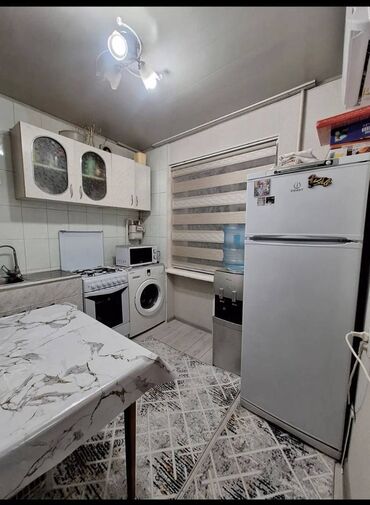 дом квартира ош: 2 комнаты, 42 м², 104 серия, 2 этаж, Евроремонт
