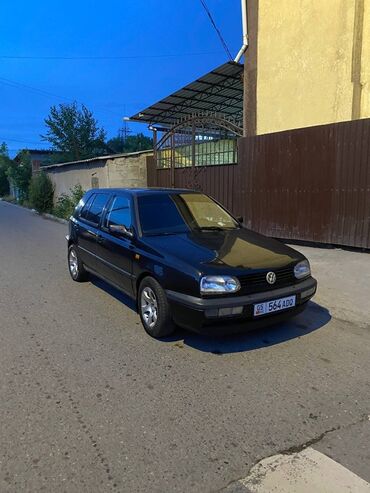 vw golf 3: Volkswagen Golf: 1995 г., 1.8 л, Механика, Бензин, Хэтчбэк