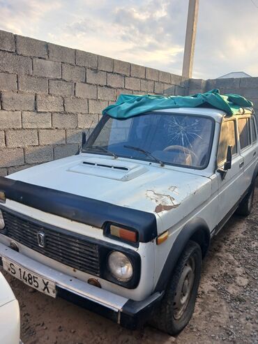 машына жугили: ВАЗ (ЛАДА) 4x4 Нива: 1999 г., 1.7 л, Механика, Бензин, Внедорожник