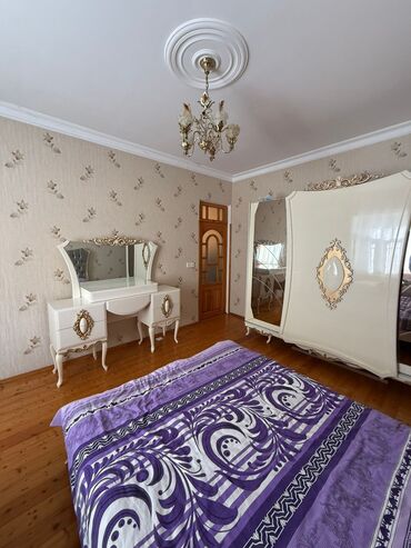 yataq otağı üçün divar kağızları: Спальные гарнитуры at lalafo.az yataq otağı üçün divar kağızları: Спальные гарнитуры