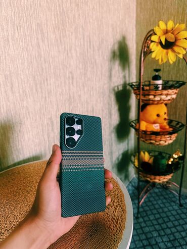 материал на чехол: S25 ultra 256, под масло, без коробки, без следов использования