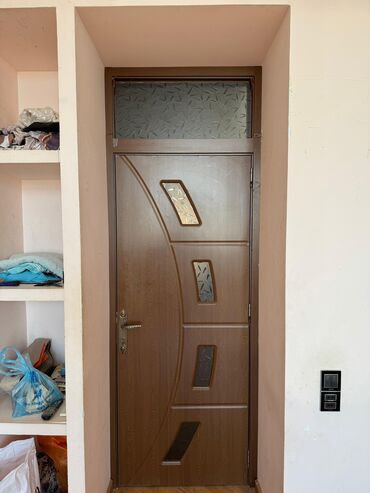 Ev üçün digər mebel: Qapi satilir. eni 90 uzunlug 2.50 bu qapidan 2 eded vardir 80 azn lalafo.az -da Ev üçün digər mebel: Qapi satilir. eni 90 uzunlug 2.50 bu qapidan 2 eded vardir 80 azn