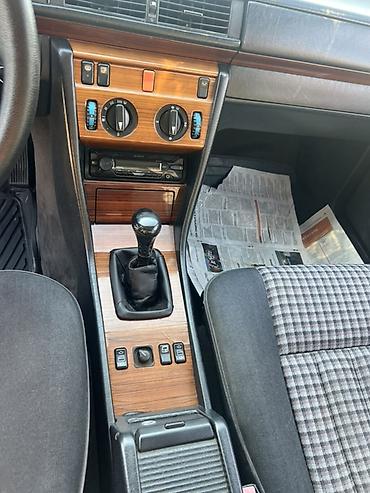 215 65 16 с: Mercedes-Benz W124: 1995 г., 2.2 л, Механика, Бензин, Седан — 9
