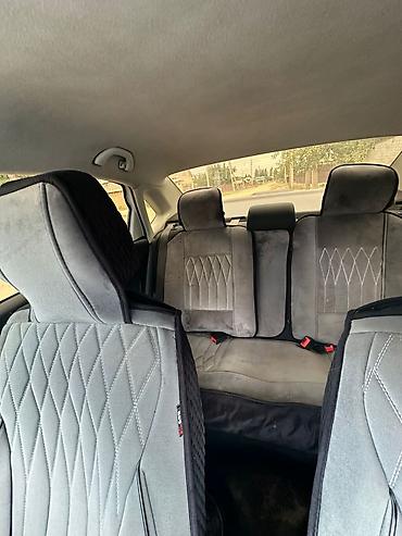 кадди сай: Volkswagen Polo: 2011 г., 1.6 л, Автомат, Бензин, Седан — 5