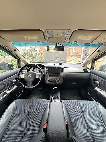mersedes e klass: Nissan Tiida: 1.5 l | 2011 il Hetçbek — 2