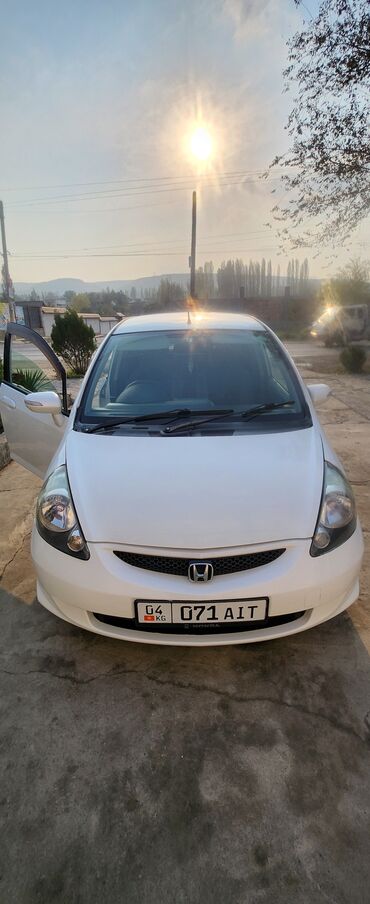 honda fit 2010: Honda Fit: 2004 г., 1.3 л, Автомат, Бензин