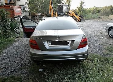 avtomobil ehtiyat hisselerinin satisi: Mercedes-Benz C-Class: 1.8 l | 2012 il Sedan — 7