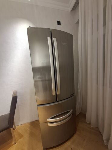 Блендеры: Нерабочий 2 двери Hotpoint Ariston Холодильник Продажа, цвет - Серый