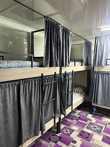 Посуточная аренда комнат: Койко-места в общежитии/хостеле. Только для мужчин !!!!! - — 3