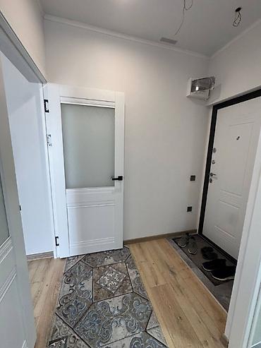 фламинго: 1 комната, 43 м², Киргизия 1 106 серия улучшенная, 5 этаж, Свежий ремонт — 3