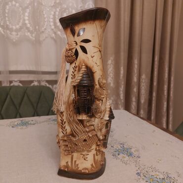 dibçek gulleri: Одна ваза, Керамическая