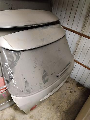Крышка багажника для автомобиля Toyota Altezza / Lexus IS (первое at lalafo.kg Крышка багажника для автомобиля Toyota Altezza / Lexus IS (первое