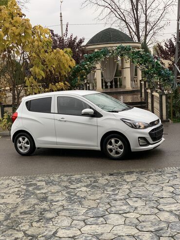 Chevrolet: Chevrolet Spark: 2019 г., 1 л, Автомат, Бензин, Хэтчбэк