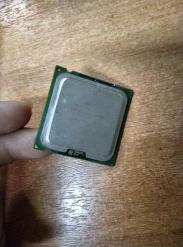 pad 4: Процессор, Б/у, Intel Pentium 4, 1 ядер, Для ПК