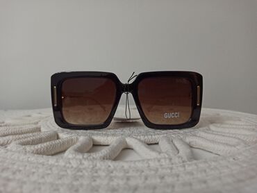 one power naočare: Naočare za sunce, Gucci