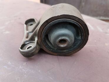 Auto delovi: Nosac menjaca 5 brzina Lada2121,21213,21214,21214i Niva. Polovno — 4