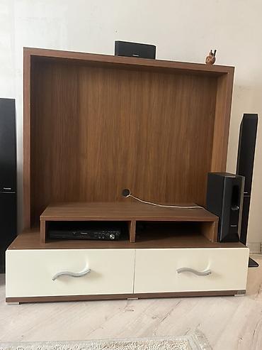 tvi alti: TV stendi və media konsol - Material: taxta teksturalı laminat — 1