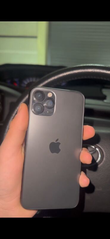 Apple iPhone: IPhone 11 Pro, Б/у, 256 ГБ, Черный, 83 %