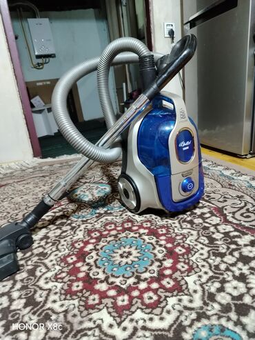 shure mikrofon satilir: Tam işledi kantakdan 380 alinib tecli satlir işlemeyinde hecbir