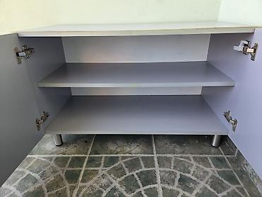 Ormari: 2 Siva dvokrilna ormana sa policama - Materijal: pločasti materijal — 10