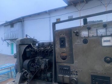 Generatorlar: GENERATOR satılır ( 3 silindrli 65 kva ). Çexoslovakiya — 4