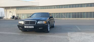 Информатика: Mercedes-Benz 230: 2.3 л | 1998 г. Седан